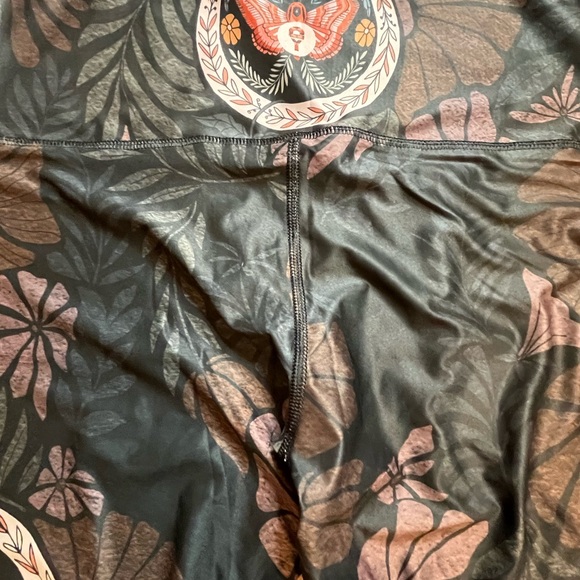 Womens Floral Patterned Leggings for yoga - Picture 2 of 4